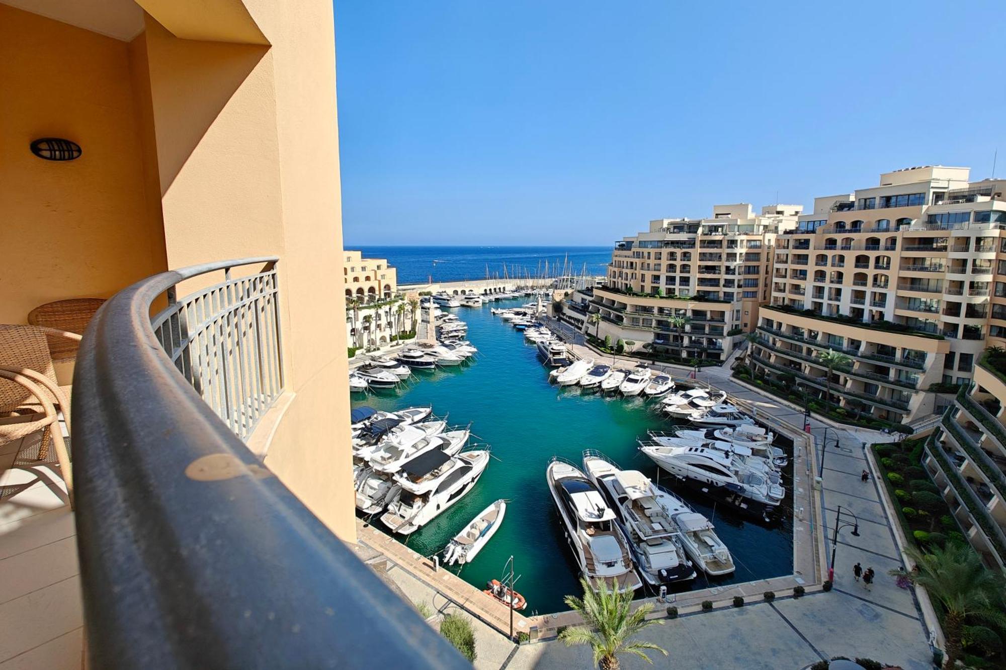 Appartamento Portomaso Seaview